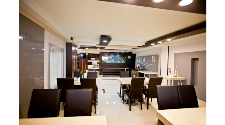 هتل آپارتمان پلاس قشم