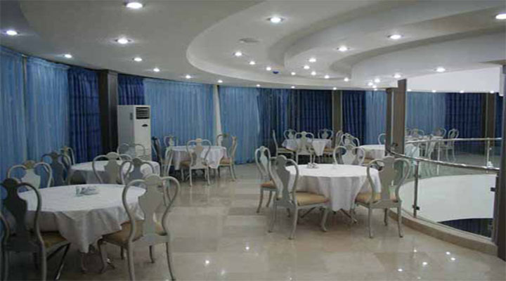 نمای رستوران هتل آرامیس کیش