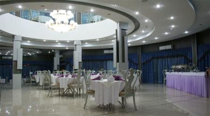 نمای رستوران هتل آرامیس کیش