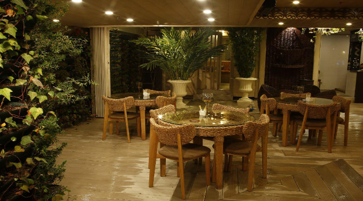 هتل الماس 2 مشهد