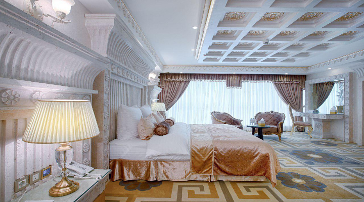 هتل الماس 2 مشهد