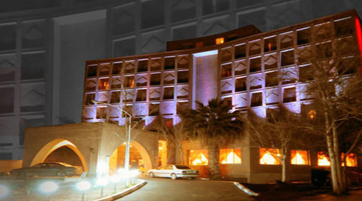 نمای بیرونی هتل امیر کبیر کاشان