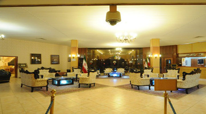 نمای رستوران هتل امیر کبیر کاشان