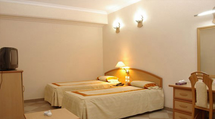 نمای داخلی اتاق