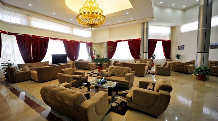 هتل نیکان بافق