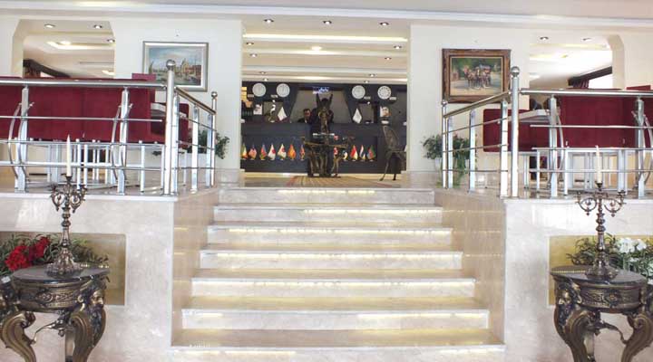 نمای هتل پارلا آستارا
