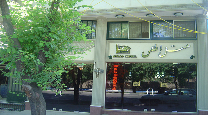 ورودی هتل اطلس یزد
