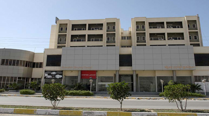 نمای بیرونی هتل رمیله عسلویه