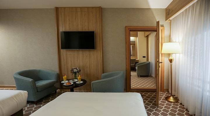 عکس هتل میثاق مشهد