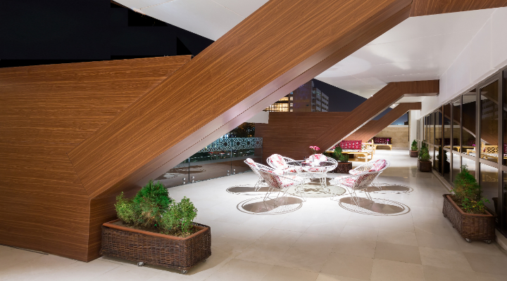 هتل نگین پاسارگاد مشهد