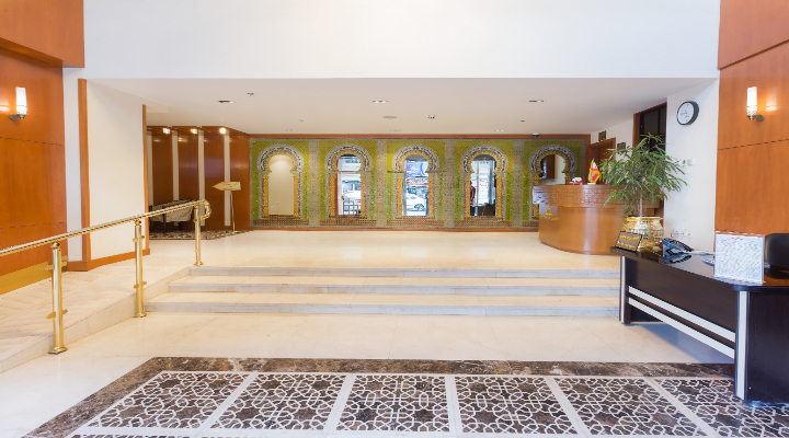 هتل نگین پاسارگاد مشهد