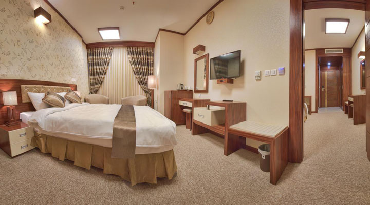 نمای اتاق هتل حلما مشهد