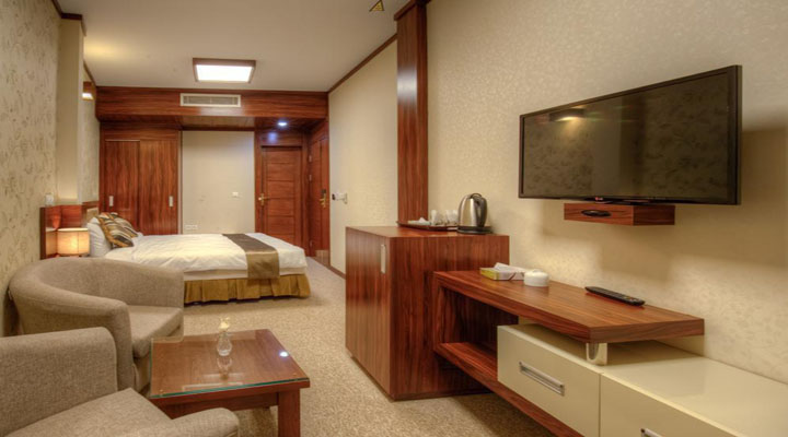 نمای اتاق هتل حلما مشهد