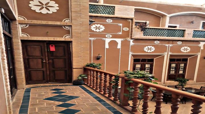 عکس هتل سنتی فروزه یزد