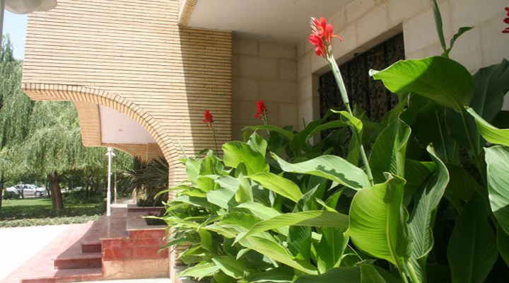 نمای بیرونی هتل پژوهش تهران