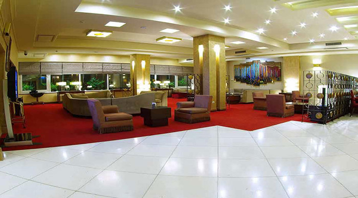 نمای لابی هتل فردوس مشهد
