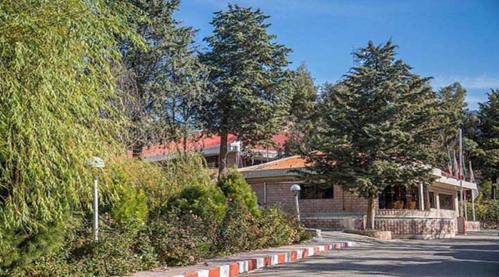 نمای بیرونی مهمانسرا جهانگردی سراب کیو خرم آباد