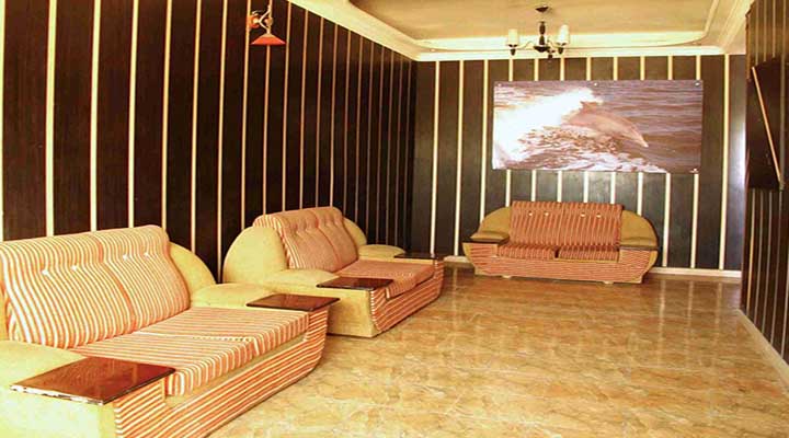 نمای لابی هتل آپارتمان آسمان ۱ بوشهر