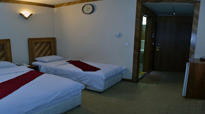 نمای اتاق هتل ایساتیس مشهد