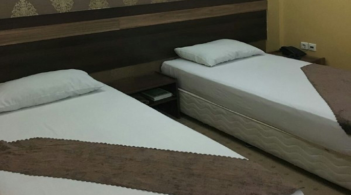 نمای اتاق هتل ایساتیس مشهد