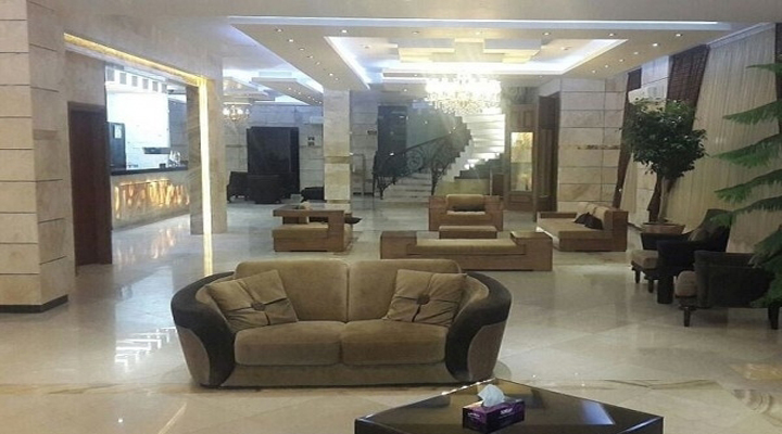 نمای هتل ایساتیس مشهد