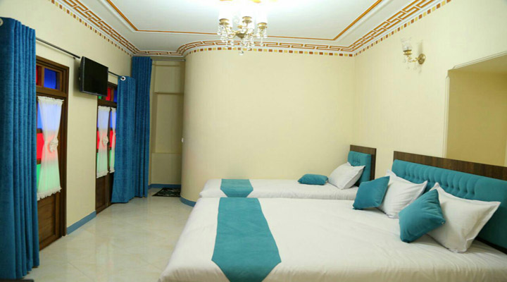 نمای اتاق اقامتگاه سنتی ۵دری شیراز