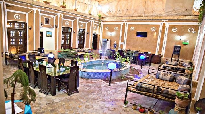 عکس اقامتگاه سنتی نقره یزد