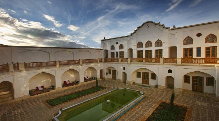 هتل خانه مرشدی ۲ کاشان (ادیب)