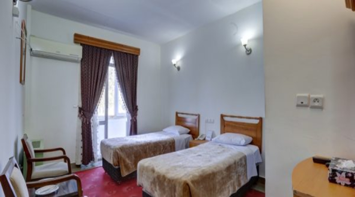 هتل جهانگردی نمونه بندر انزلی