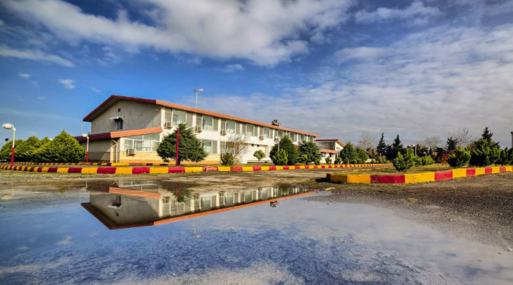 هتل جهانگردی نمونه بندر انزلی