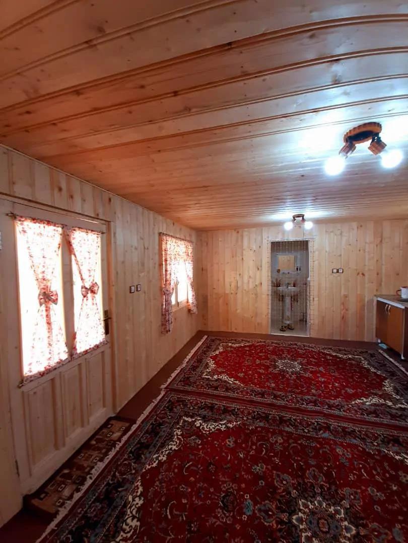 اقامتگاه بومگردی تختعلی (کلبه چوبی) لیسار