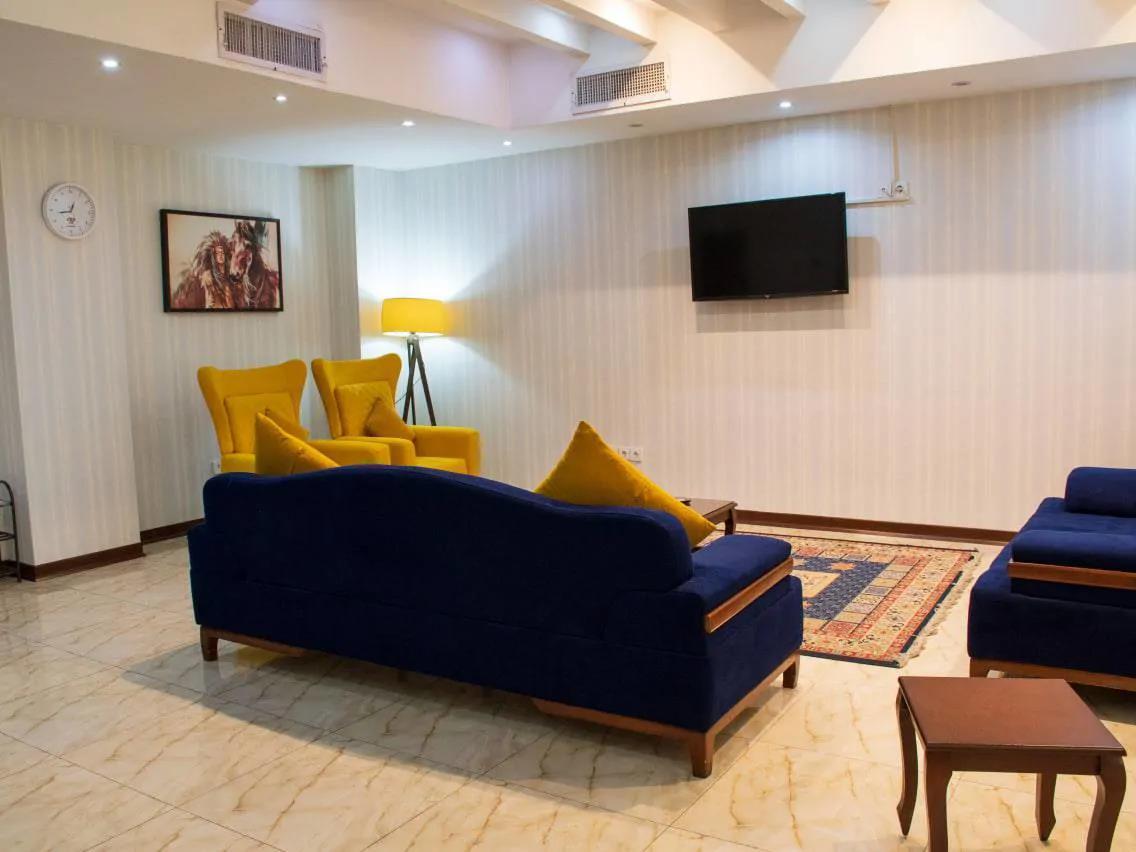 آپارتمان مبله (یاس 9) در صادقیه تهران