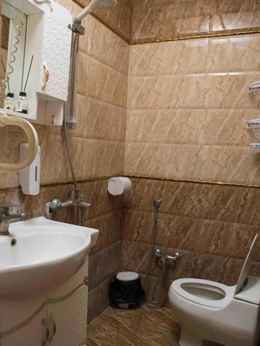 آپارتمان مبله (یاس 9) در صادقیه تهران