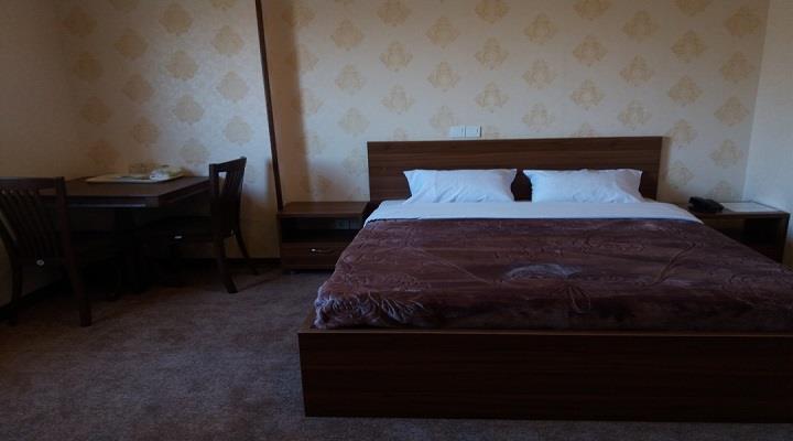 هتل فانوس شب صومعه سرا