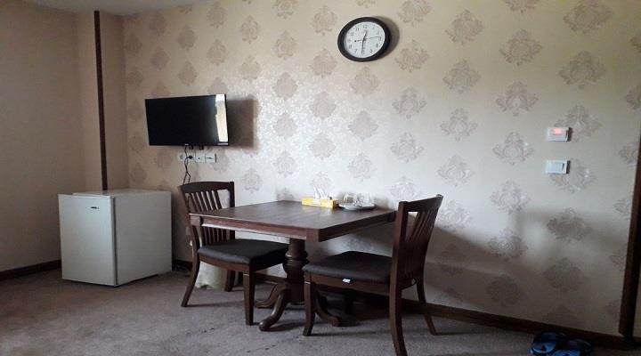 هتل فانوس شب صومعه سرا