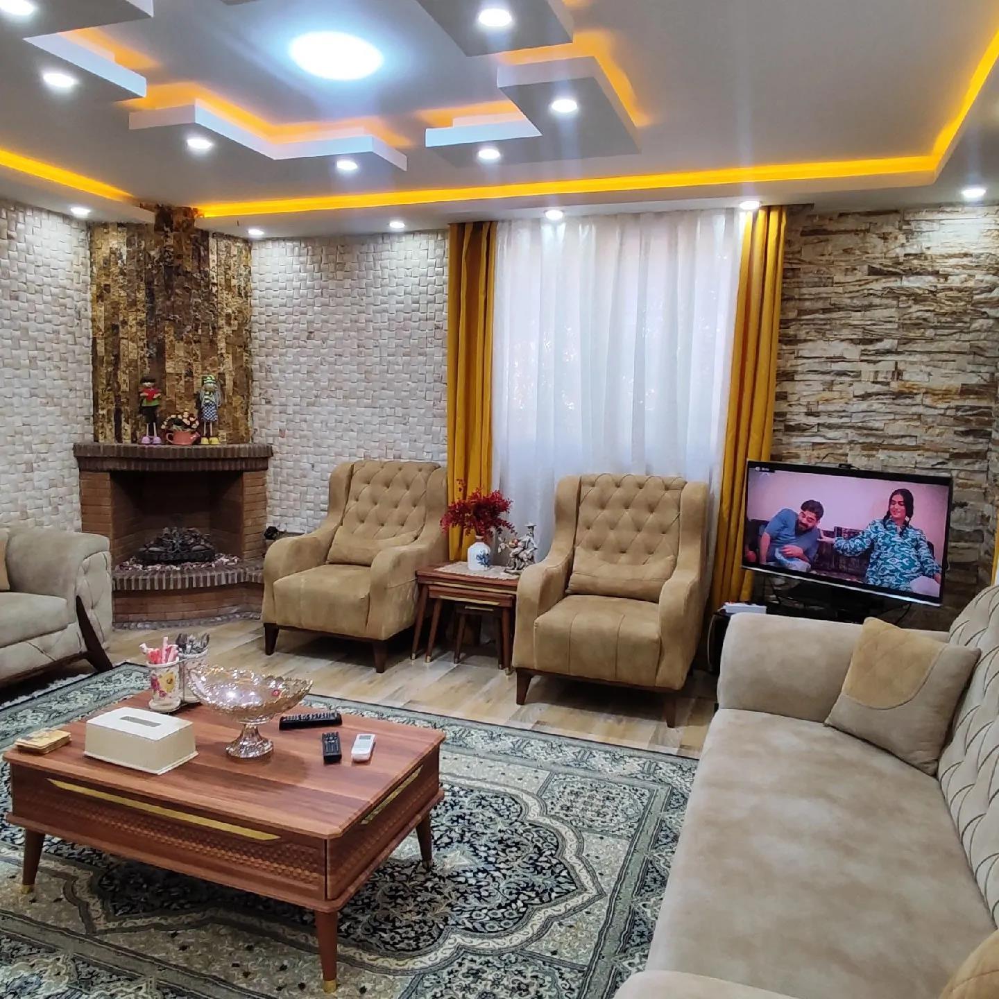 ویلا استخردار آبگرم قربانی با جکوزی بندر انزلی