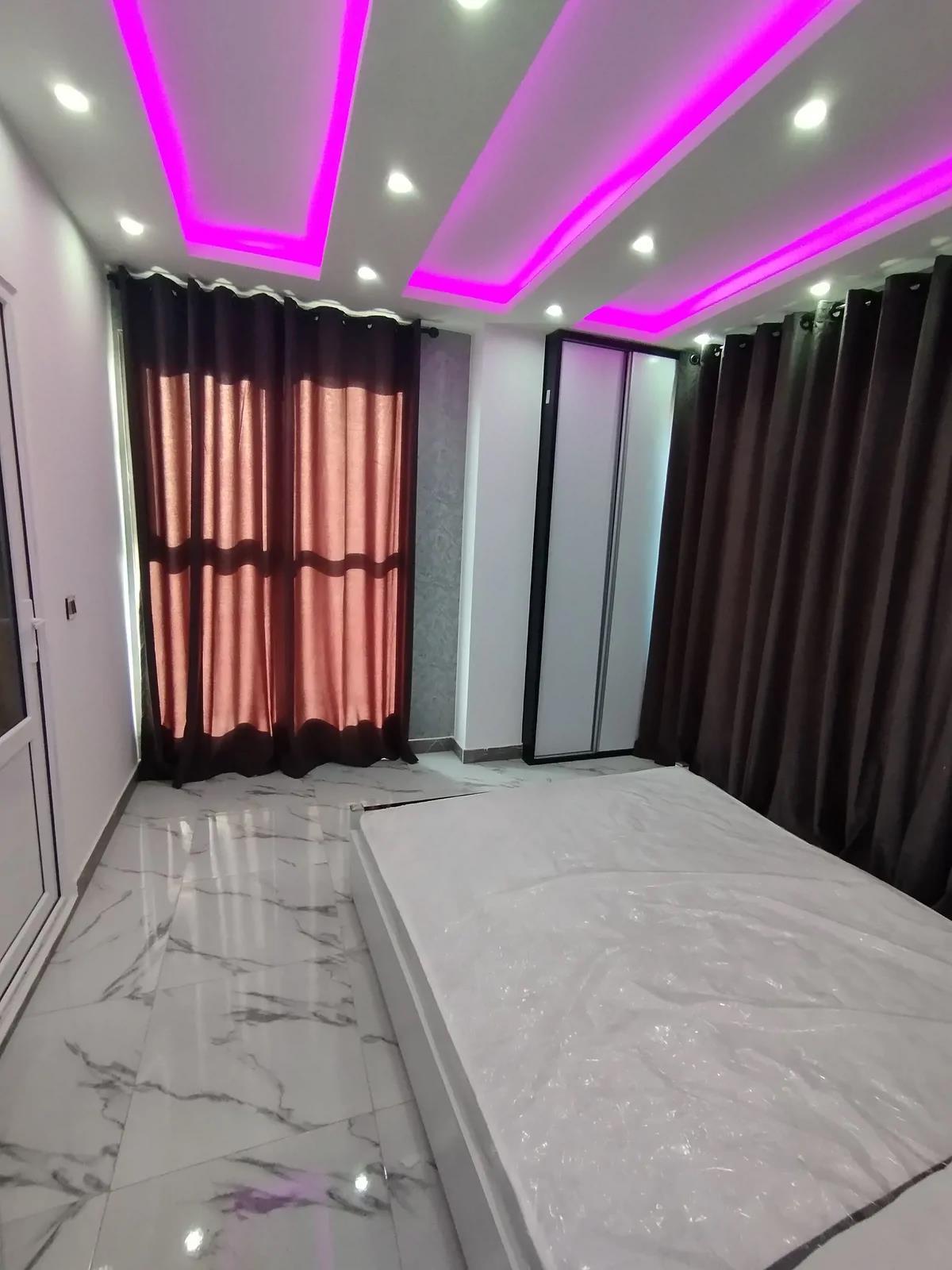 ویلا تریپلکس با استخر روباز و سرپوشیده آبگرم سیترین محمودآباد