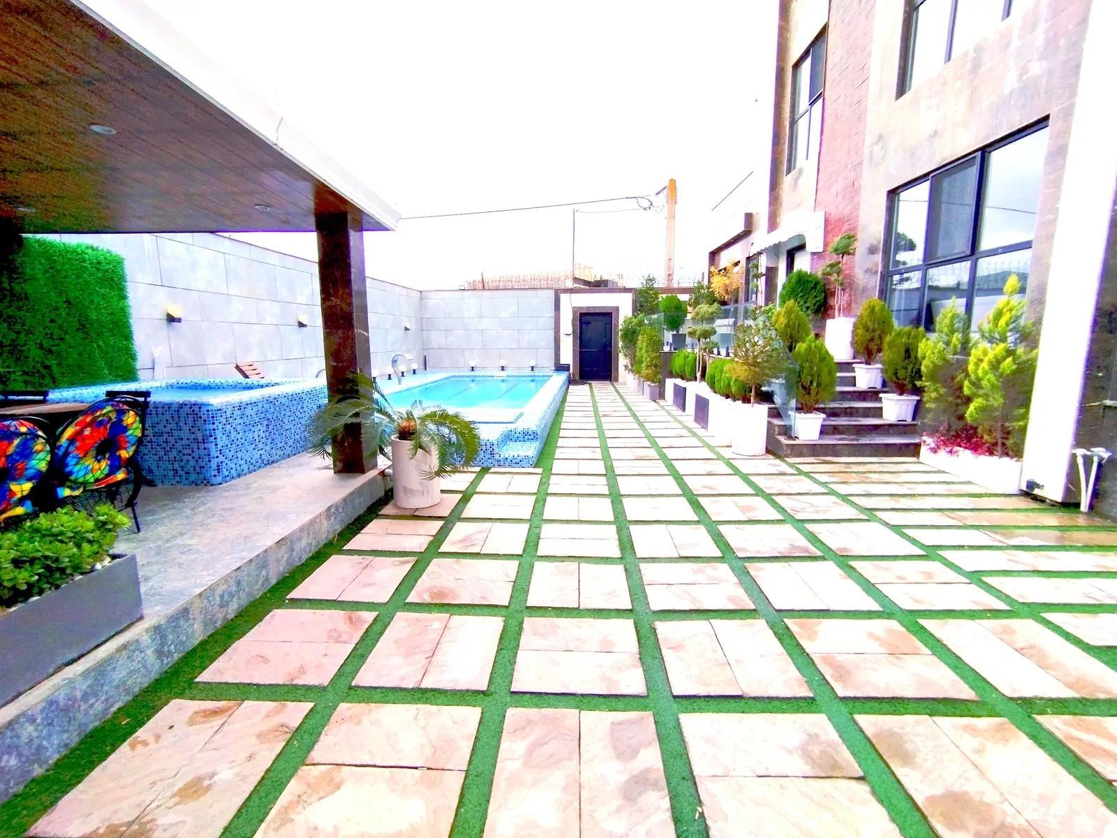 ویلا تریپلکس با استخر روباز و سرپوشیده آبگرم سیترین محمودآباد