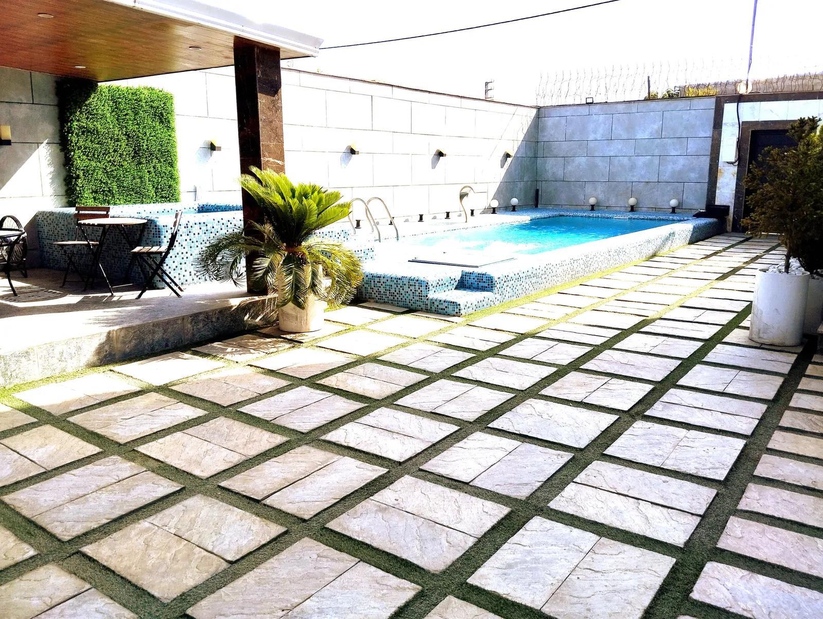 ویلا تریپلکس با استخر روباز و سرپوشیده آبگرم سیترین محمودآباد