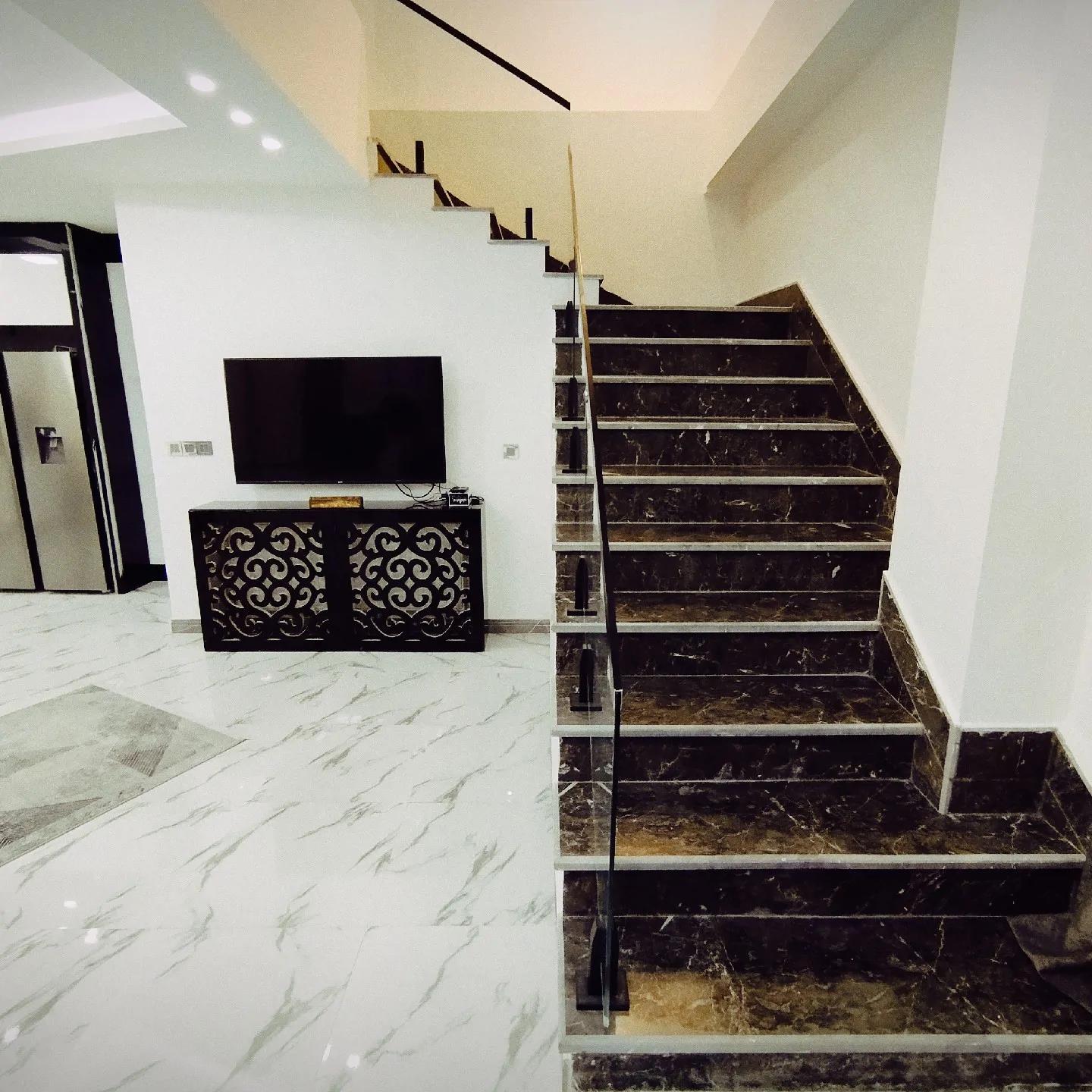 ویلا تریپلکس با استخر روباز و سرپوشیده آبگرم سیترین محمودآباد