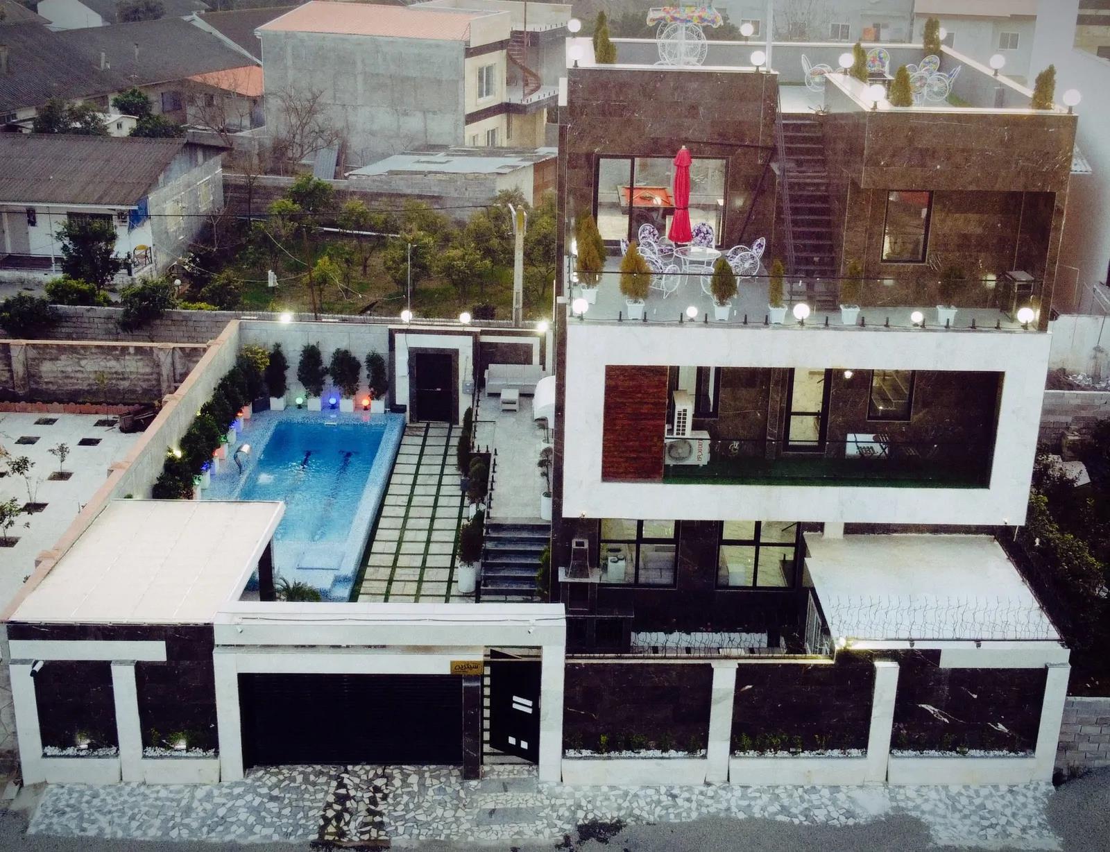 ویلا تریپلکس با استخر روباز و سرپوشیده آبگرم سیترین محمودآباد