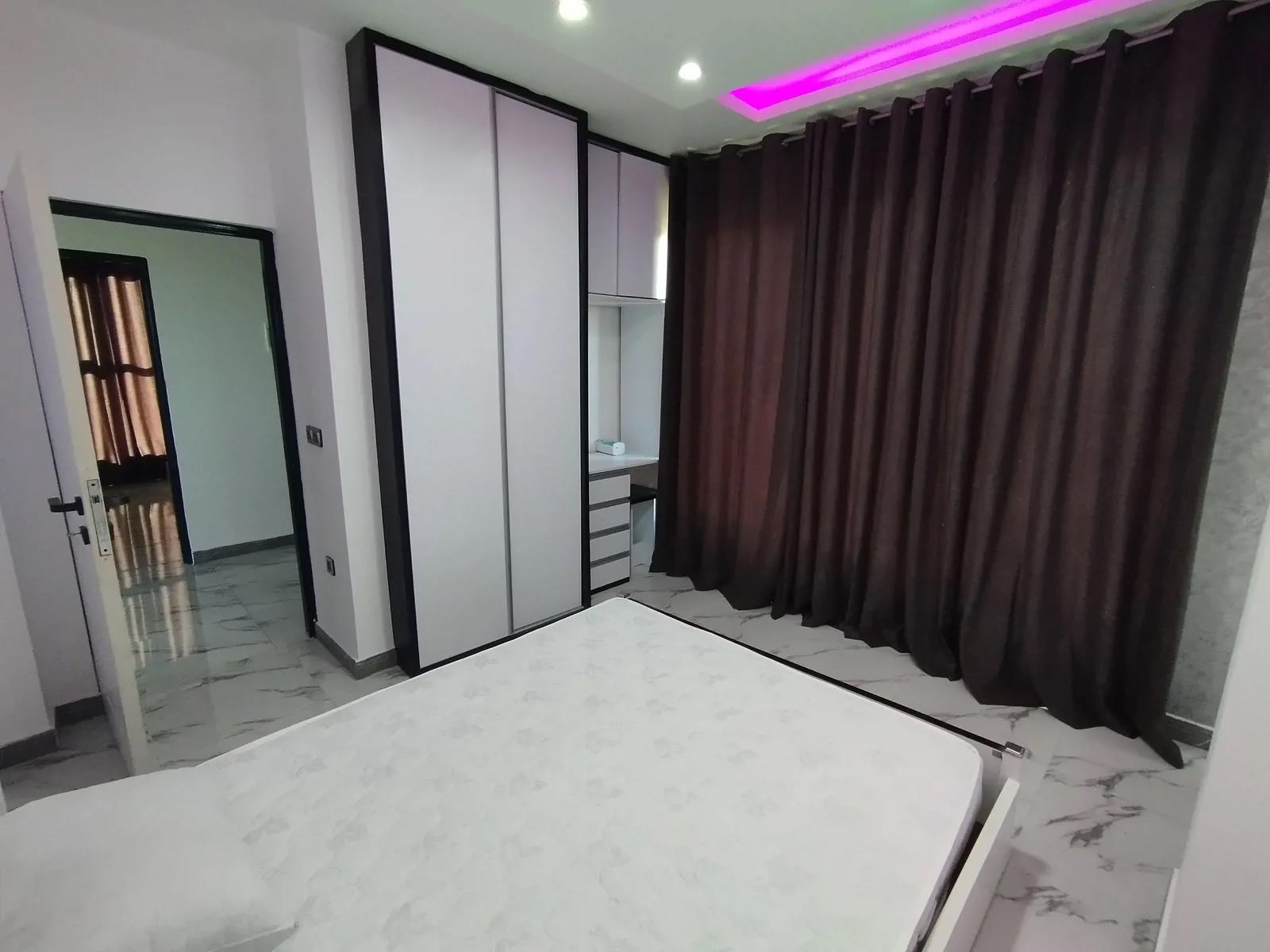 ویلا تریپلکس با استخر روباز و سرپوشیده آبگرم سیترین محمودآباد