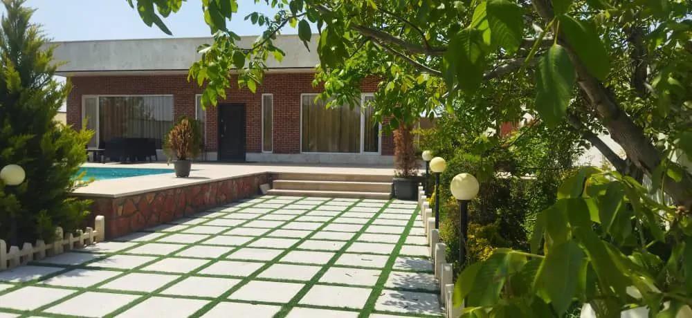 ویلا استخردار آبگرم سرو کوهسار