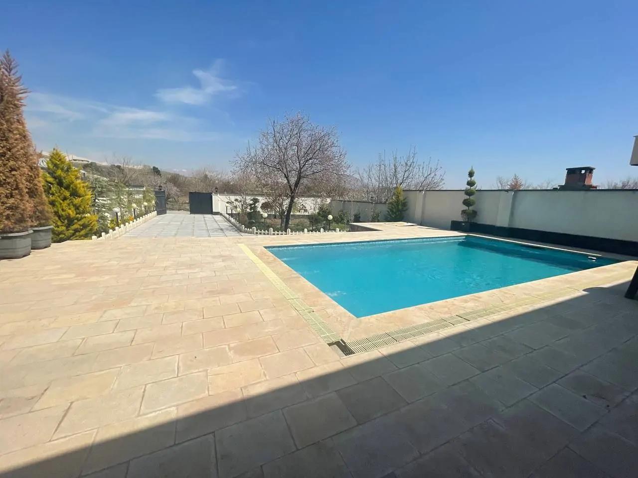 ویلا استخردار آبگرم گل رز کوهسار