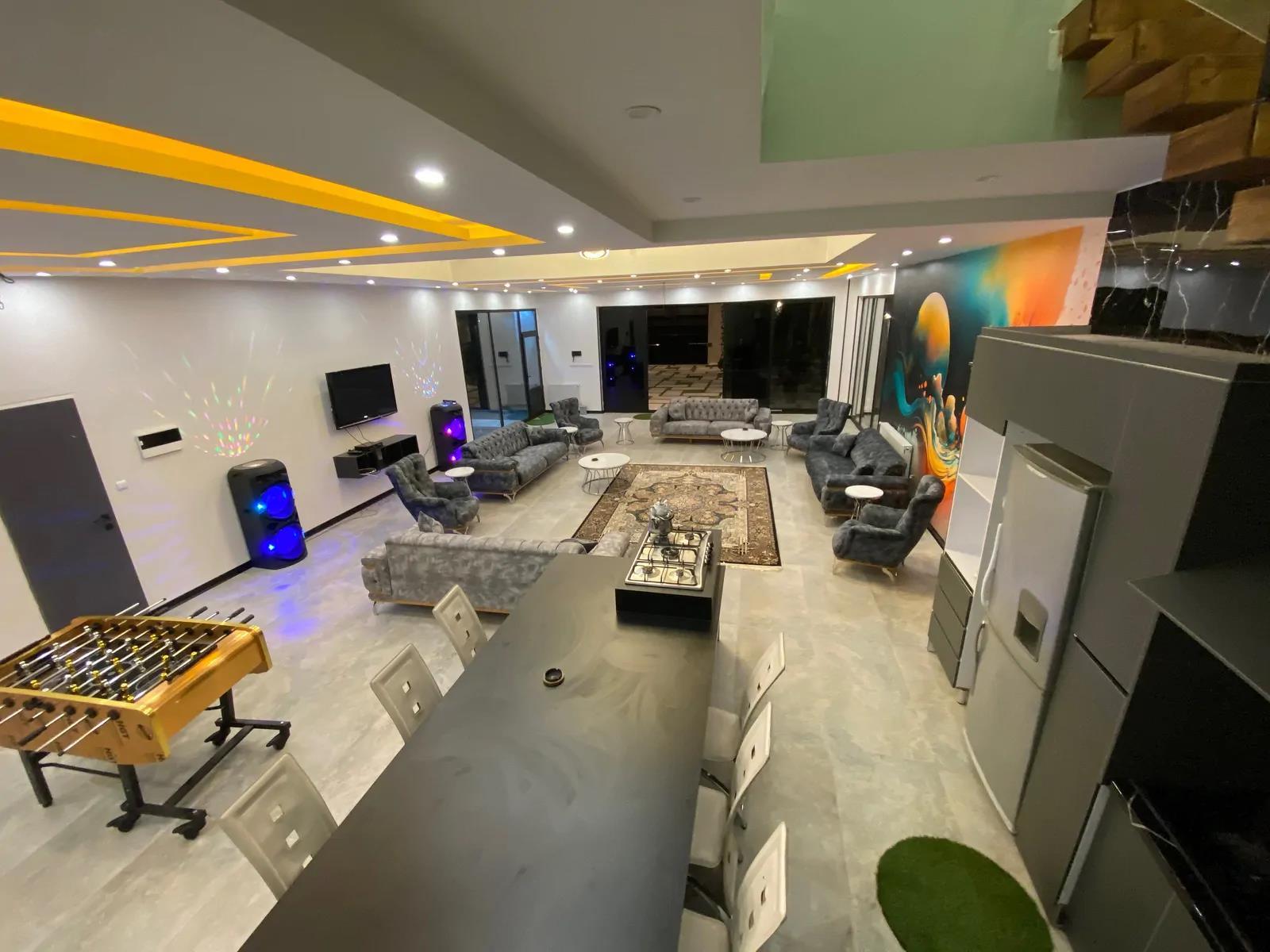 ویلا استخردار آبگرم عمارت موسوی با بیلیارد سهیلیه