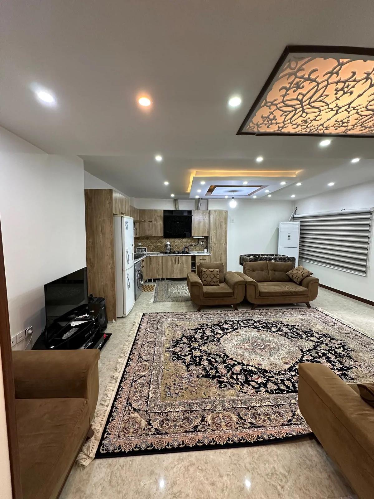 ویلا استخردار آبگرم باغستان با فوتبال دستی کردان