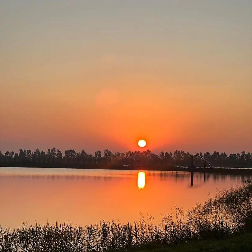 کلبه کپسولی (2) با صبحانه رایگان بهشهر