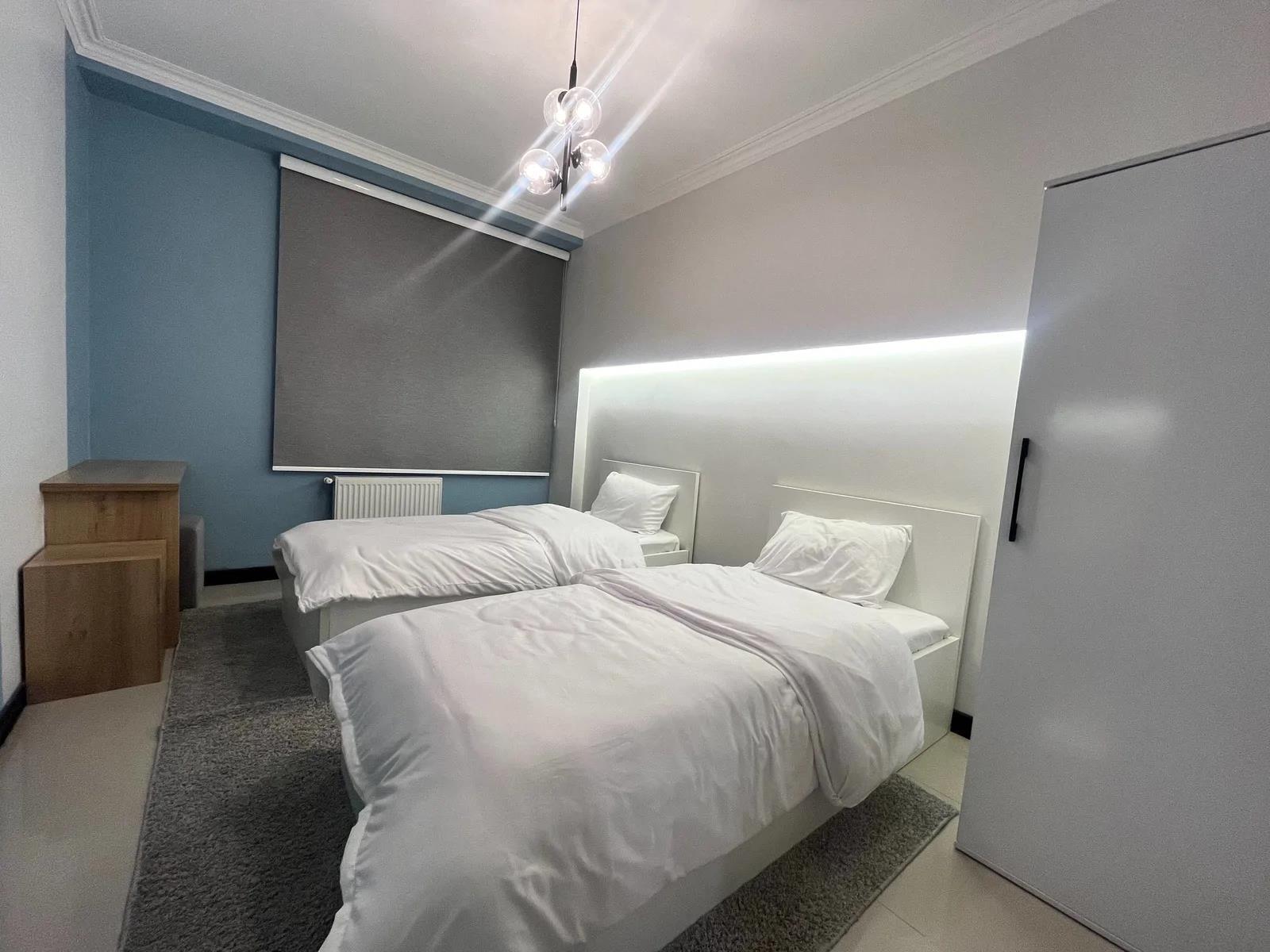 آپارتمان مبله مصلی (3) در بهشتی تهران