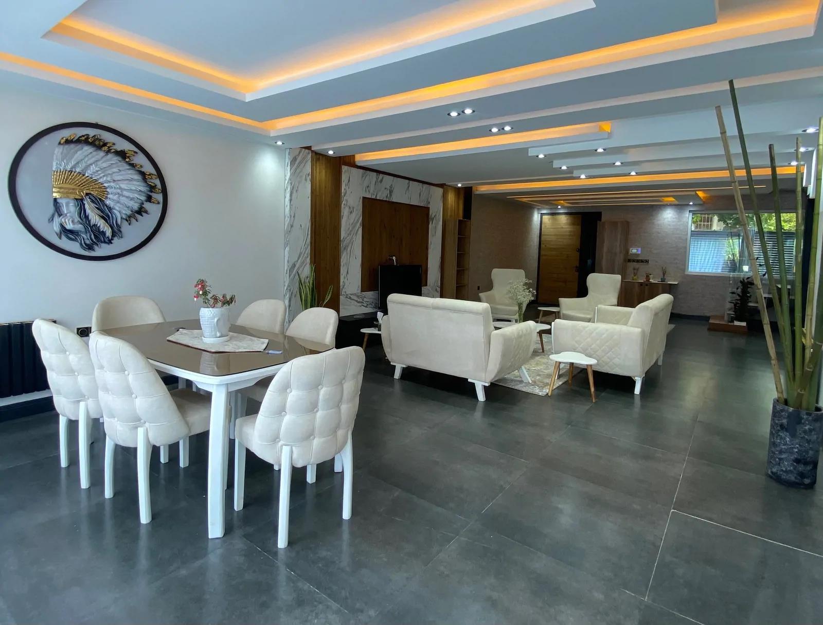 ویلا لاکچری مدرن عباس آباد با بیلیارد کلاردشت