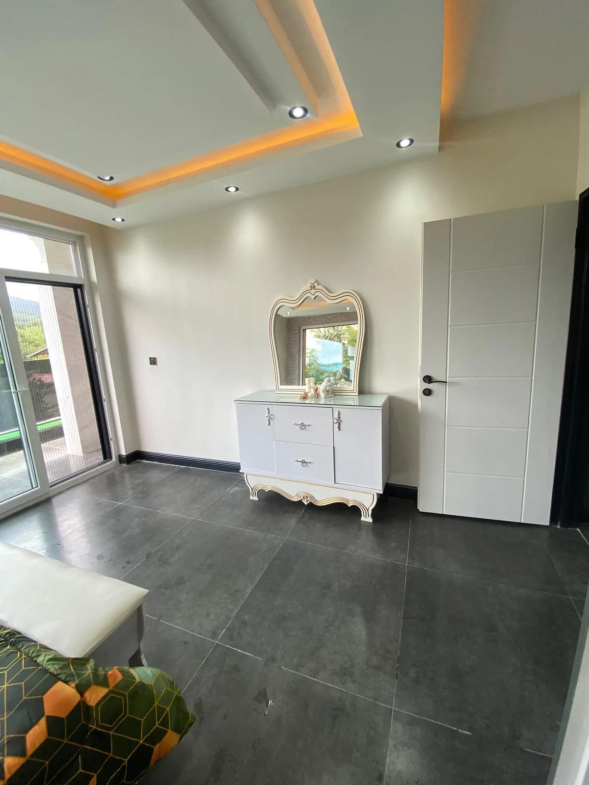 ویلا لاکچری مدرن عباس آباد با بیلیارد کلاردشت